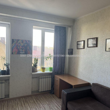 Продам квартиру, Новоалександровская ул. , 1 кім., 30.20 м², капитальный ремонт 