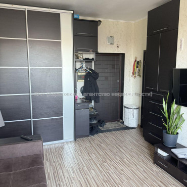 Продам квартиру, Новоалександровская ул. , 1 кім., 30.20 м², капитальный ремонт 