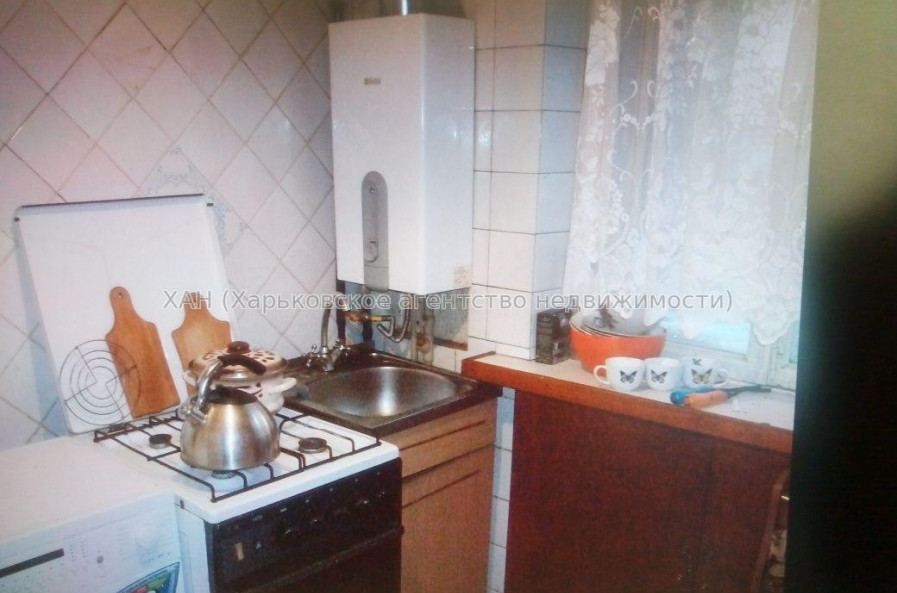 Продам квартиру, Верховский пер. , 2 кім., 42.50 м², советский ремонт 