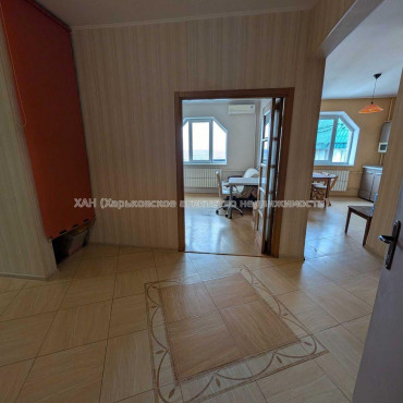 Продам квартиру, Академика Павлова ул. , 3 кім., 84.20 м², косметический ремонт 
