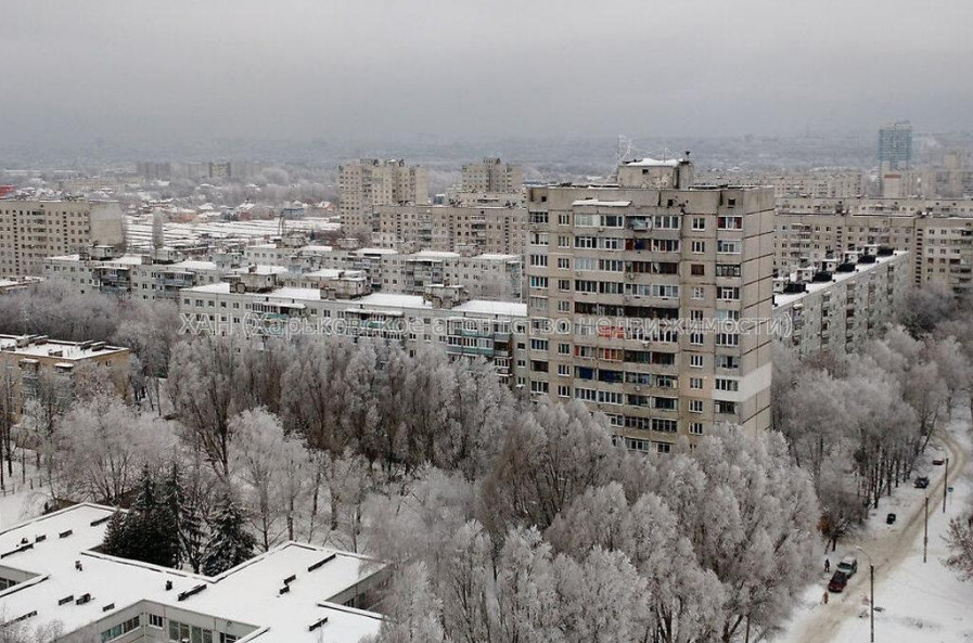 Продам квартиру, Академика Павлова ул. , 3  ком., 84.20 м², косметический ремонт 