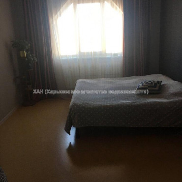 Продам квартиру, Академика Павлова ул. , 3  ком., 84.20 м², косметический ремонт 