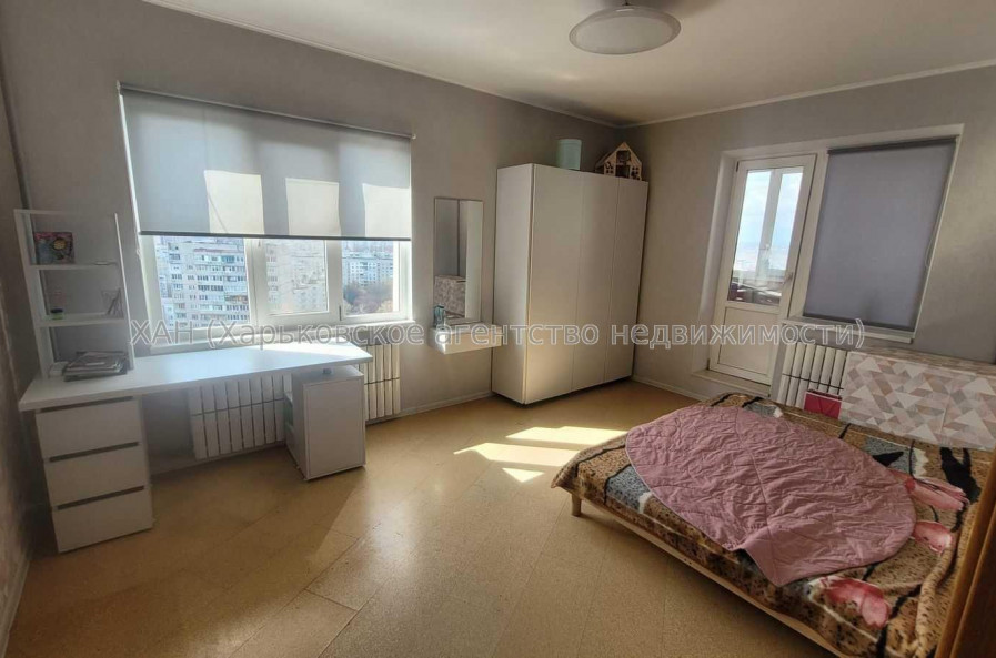 Продам квартиру, Академика Павлова ул. , 3 кім., 84.20 м², косметический ремонт 