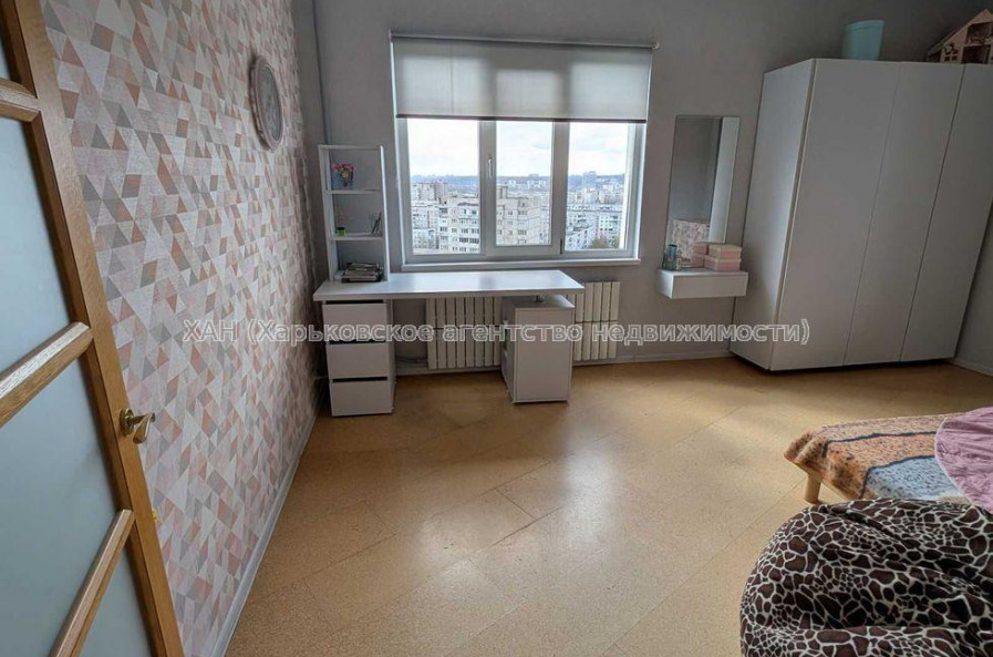 Продам квартиру, Академика Павлова ул. , 3 кім., 84.20 м², косметический ремонт 