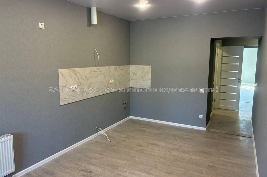 Продам квартиру, Победы просп. , 1 кім., 55.30 м², евроремонт 