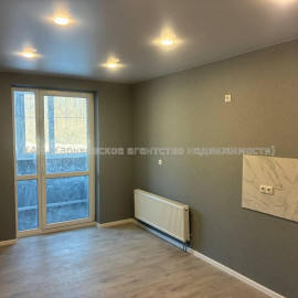 Продам квартиру, Победы просп. , 1 кім., 55.30 м², евроремонт