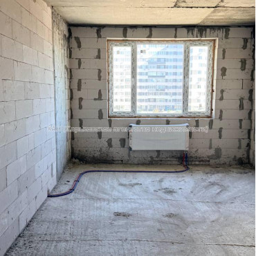 Продам квартиру, Героев Харькова просп. , 3 кім., 105.40 м², без внутренних работ 