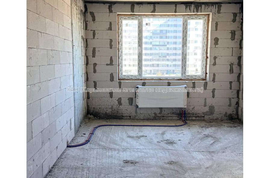 Продам квартиру, Героев Харькова просп. , 3 кім., 105.40 м², без внутренних работ 