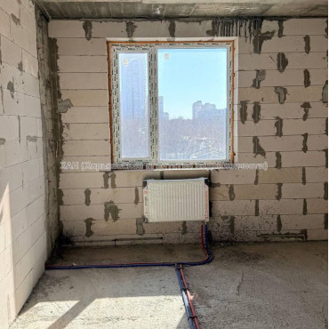 Продам квартиру, Героев Харькова просп. , 3 кім., 105.40 м², без внутренних работ 