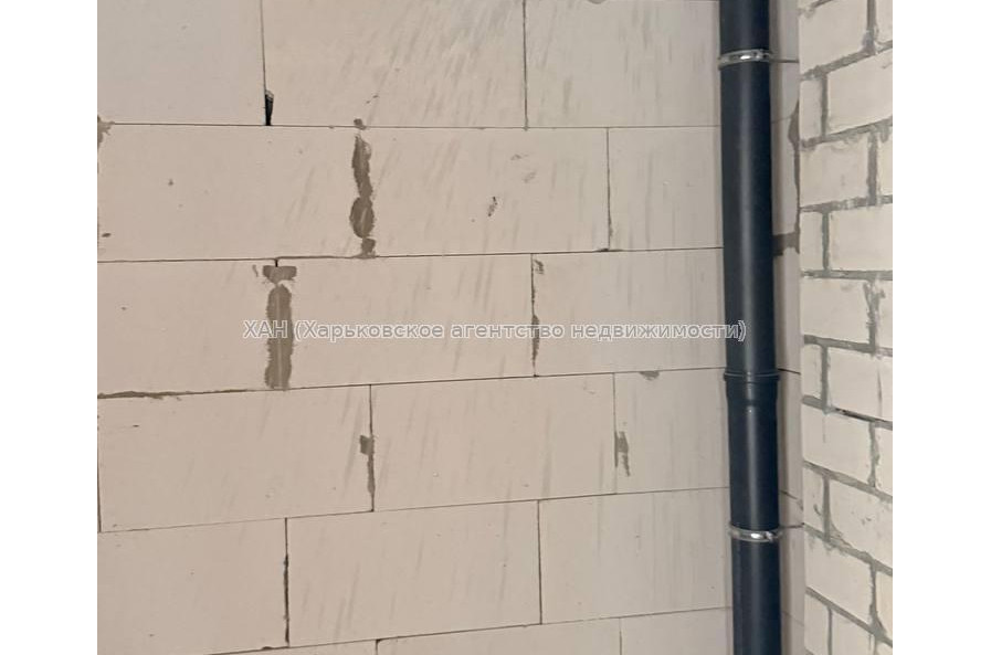 Продам квартиру, Героев Харькова просп. , 3 кім., 105.40 м², без внутренних работ 