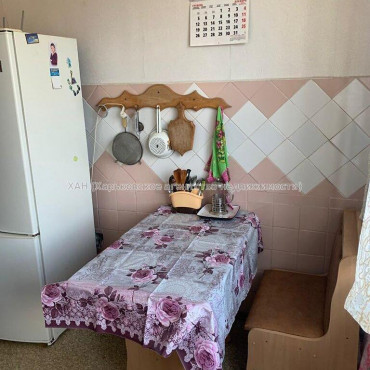 Продам квартиру, Академика Павлова ул. , 3  ком., 64.90 м², косметический ремонт 