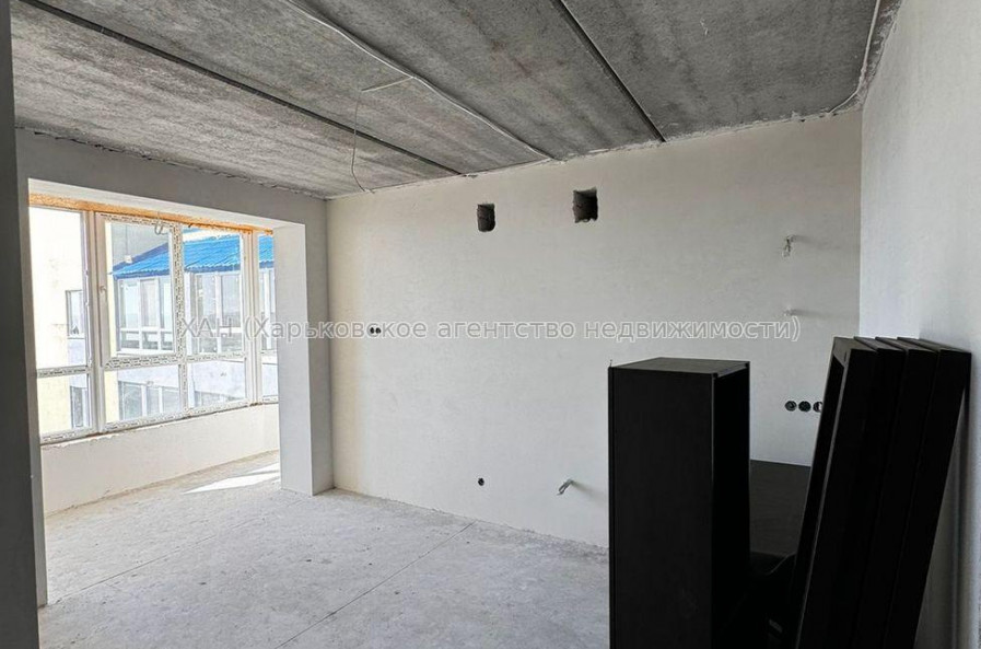 Продам квартиру, Яны Червоной ул. , 1  ком., 47 м², без отделочных работ 