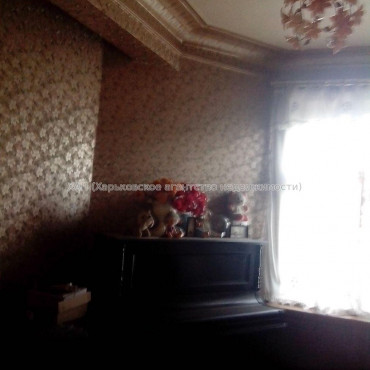 Продам квартиру, Героев Харькова просп. , 3  ком., 74 м², советский ремонт 