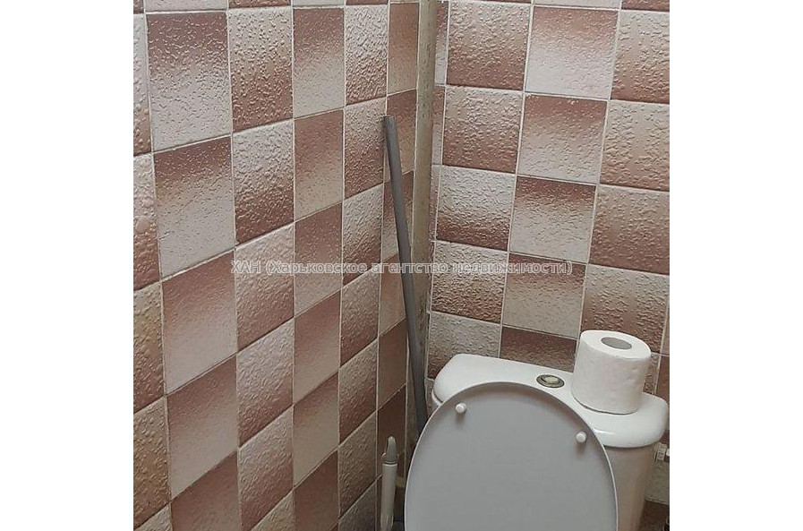 Продам квартиру, Героев Харькова просп. , 3  ком., 74 м², советский ремонт 