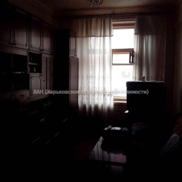 Продам квартиру, Героев Харькова просп. , 3  ком., 74 м², советский ремонт 