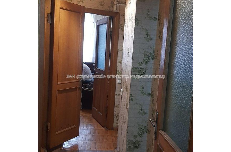 Продам квартиру, Героев Харькова просп. , 3  ком., 74 м², советский ремонт 