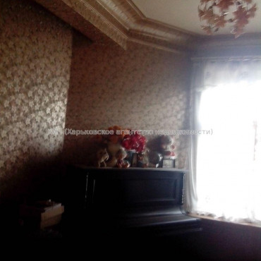 Продам квартиру, Героев Харькова просп. , 3  ком., 74 м², советский ремонт 