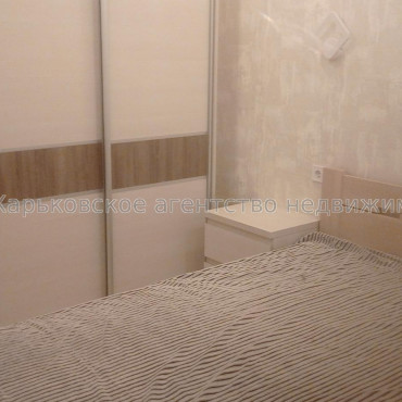 Сдам квартиру, Гвардейцев Широнинцев ул. , 70 , 2  ком., 48 м², евроремонт 