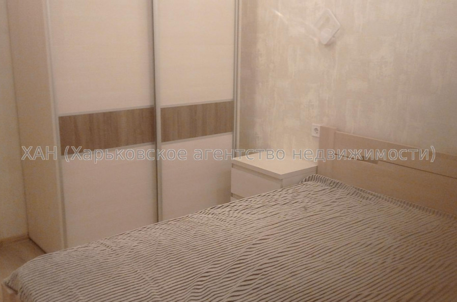 Сдам квартиру, Гвардейцев Широнинцев ул. , 70 , 2  ком., 48 м², евроремонт 