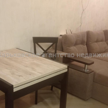 Сдам квартиру, Гвардейцев Широнинцев ул. , 70 , 2  ком., 48 м², евроремонт 