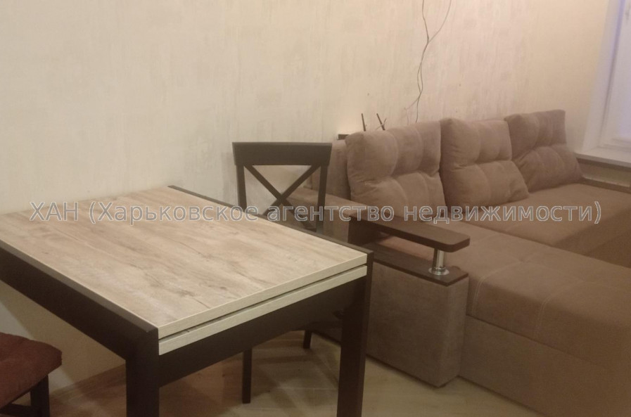 Сдам квартиру, Гвардейцев Широнинцев ул. , 70 , 2  ком., 48 м², евроремонт 