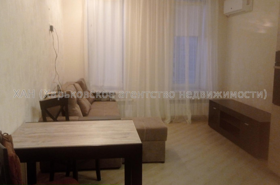 Сдам квартиру, Гвардейцев Широнинцев ул. , 70 , 2  ком., 48 м², евроремонт 