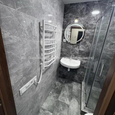 Продам квартиру, Науки просп. , 1 кім., 36 м², евроремонт 