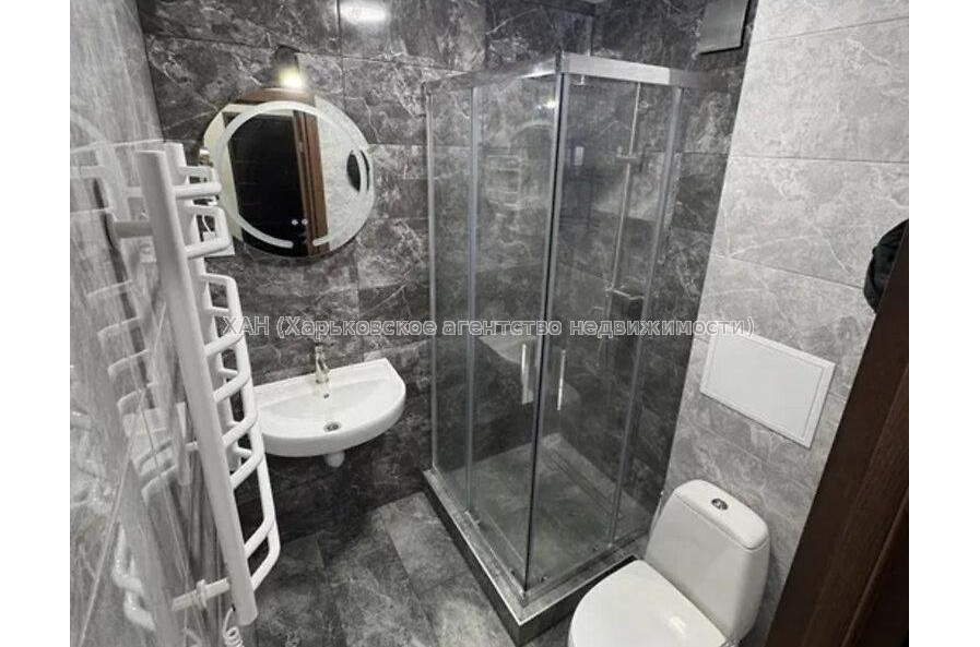 Продам квартиру, Науки просп. , 1 кім., 36 м², евроремонт 