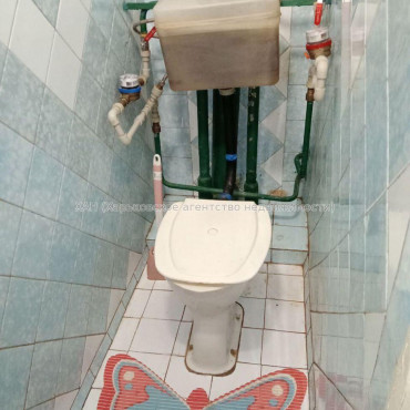 Продам квартиру, Шариковая ул. , 2 кім., 45.70 м², советский ремонт 