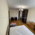 Продам квартиру, Защитников Неба ул. , 1  ком., 33 м², капитальный ремонт 