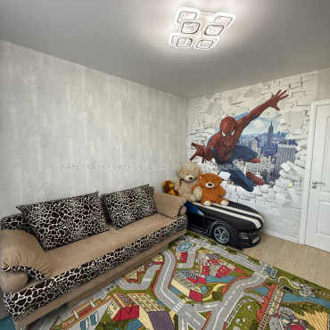 Продам квартиру, Тракторостроителей просп. , 63 , 3 кім., 65 м², капитальный ремонт 