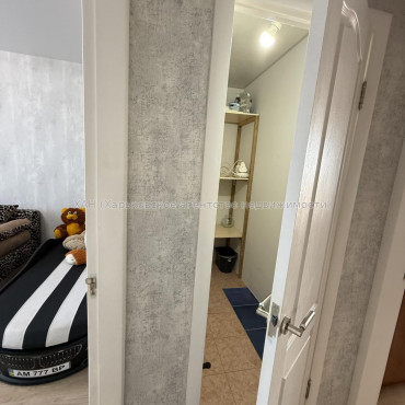 Продам квартиру, Тракторостроителей просп. , 63 , 3 кім., 65 м², капитальный ремонт 