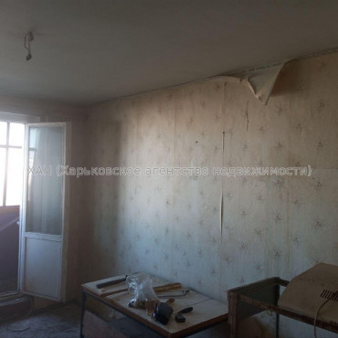 Продам квартиру, Тракторостроителей просп. , 2 кім., 45 м², без ремонта 