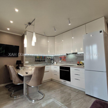 Продам квартиру, Рогатинская Левада ул. , 1  ком., 50 м², евроремонт 