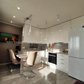 Продам квартиру, Рогатинская Левада ул. , 1  ком., 50 м², евроремонт