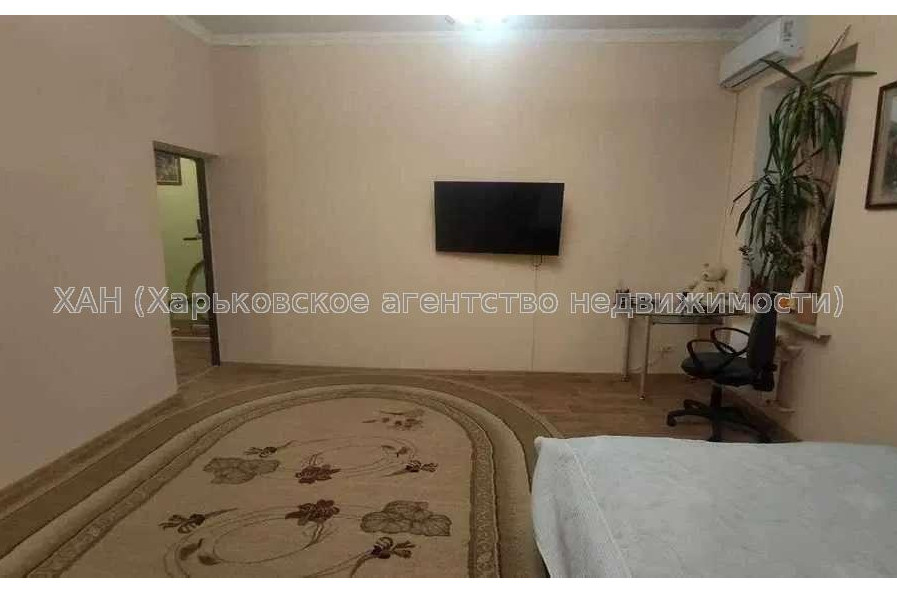 Продам квартиру, Рубановская ул. , 3 кім., 60 м², косметический ремонт 