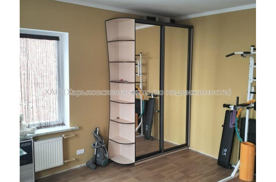 Продам квартиру, Рубановская ул. , 3  ком., 60 м², косметический ремонт 