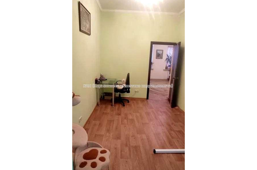 Продам квартиру, Рубановская ул. , 3  ком., 60 м², косметический ремонт 