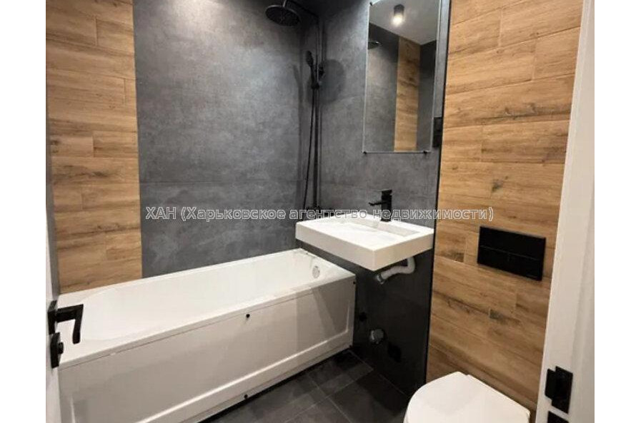 Продам квартиру, Науки просп. , 19 , 2 кім., 45 м², евроремонт 