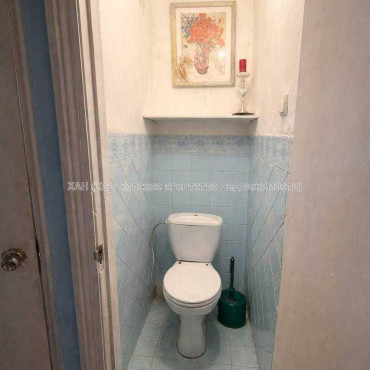 Продам квартиру, Байрона пр-т , 1 , 3 кім., 57 м², косметический ремонт 