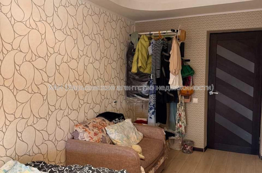Продам квартиру, Байрона пр-т , 1 , 3 кім., 57 м², косметический ремонт 