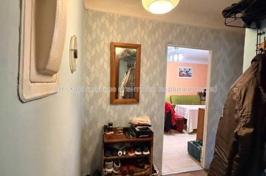 Продам квартиру, Байрона пр-т , 1 , 3 кім., 57 м², косметический ремонт 