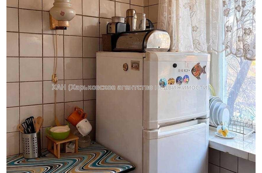 Продам квартиру, Байрона пр-т , 1 , 3 кім., 57 м², косметический ремонт 