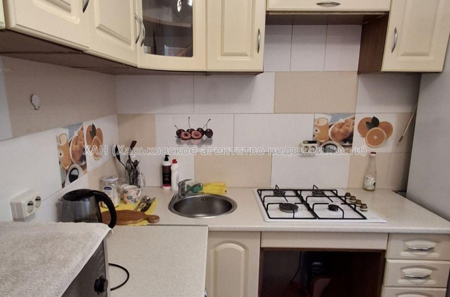 Продам квартиру, Аэрокосмический пр. , 173А , 2 кім., 44 м², косметический ремонт 