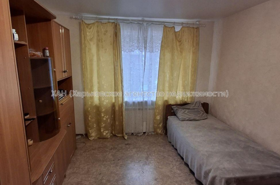 Продам квартиру, Аэрокосмический пр. , 173А , 2 кім., 44 м², косметический ремонт 