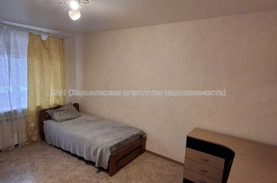 Продам квартиру, Аэрокосмический пр. , 173А , 2 кім., 44 м², косметический ремонт 