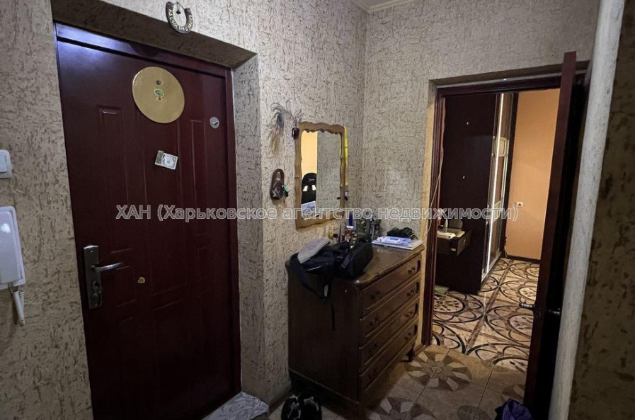 Продам квартиру, Лебединская ул. , 5 , 2 кім., 48 м², косметический ремонт 