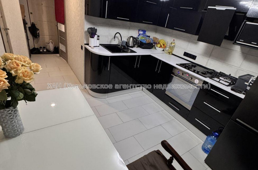 Продам квартиру, Ньютона ул. , 1  ком., 39 м², евроремонт 