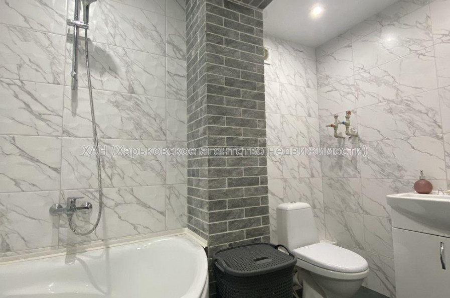 Продам квартиру, Ньютона ул. , 1  ком., 39 м², евроремонт 