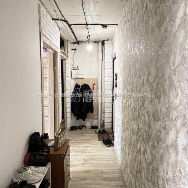 Продам квартиру, Байрона пр-т , 167 , 2 кім., 45 м², капитальный ремонт 